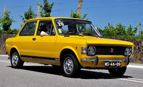 fiat 128 stojadin ocuvan polovni automobili automehanicar fotografije