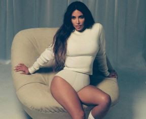 kim kardasijan u gacama nova linija skims rijaliti zvezda reklamira donji ves