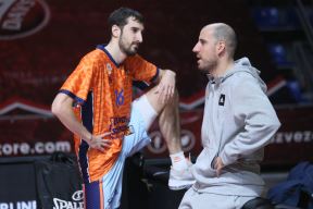 kino kolom crvena zvezda otisao