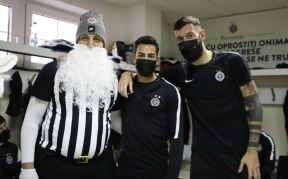 Partizan Nova godina tajni Deda Mraz pokloni video