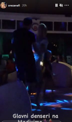 milan borjan i snezana borjan u kupacem odmor na maldivima foto