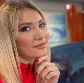 Bojana Ristivojević slike iz srednje škole