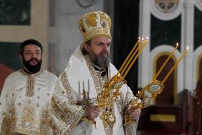 bozic obicaji ponocna liturgija hram svetog save ceca raznatovic vernivi fotografije