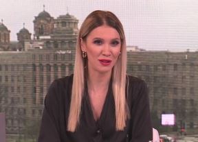 bojana ristivojevic jutarnji porgram mini suknja foto