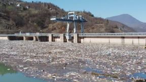 potpecko jezero priboj plutajuce deponije pocelo ciscenje 