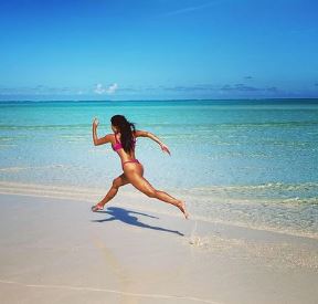 nikol sercinger u kupacem instagram foto