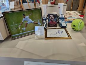 muzej sporta banjaluka novak djokovic pele maradona fotografije