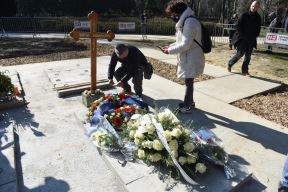 djordje balasevic sahrana poruka na grobu foto video