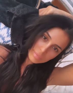 anastasija raznatovic gola u kadi video