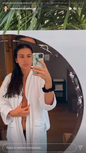 anastasija maldivi grudi instagram video