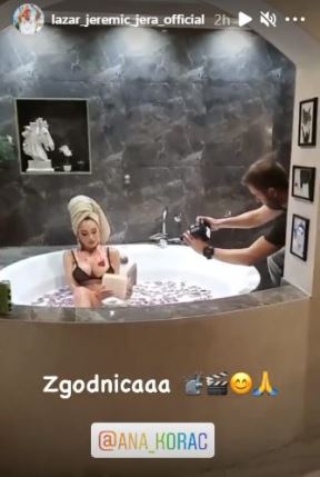 ana korac donji vec seksi slike poziranje u kadi