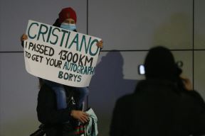 kristijano ronaldo beograd portugal fudbaleri doputovali aerodrom nikola tesla fotografije