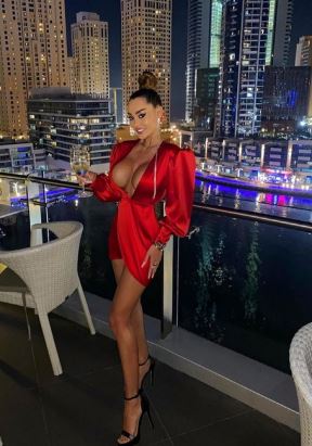 Ana Korać pre plastičnih operacija