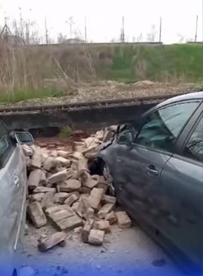 obrusio se zid na stadionu fk zemun