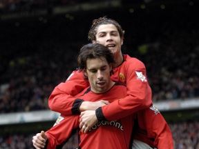 Sinovi Nistelroja i Huntelara predvode napad PSV