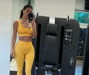 kim kardasijan slike yeezy patike