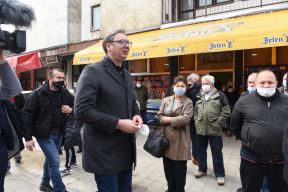 aleksandar vucic primio vakcinu korona virus 