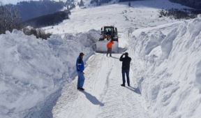 ivanjica nova varos zapadna srbija april sneg foto video