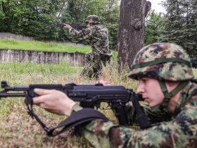 obavezan vojni rok iskustva vojnika u kasarnama prijava uslovi