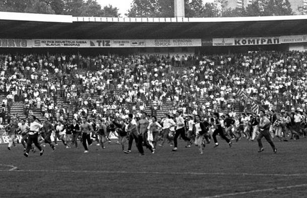 Plate fudbalera Partizana i Zvezde nekada