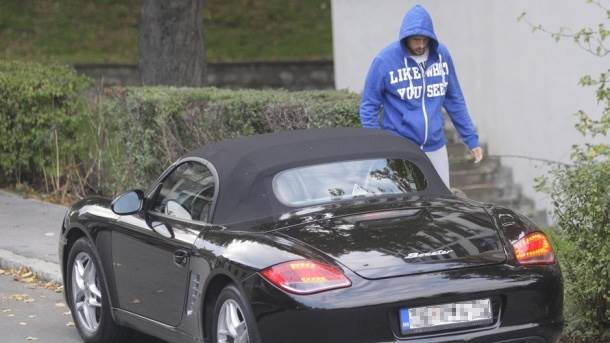 Gde je danas fudbaler koji je posekao Soraju i bio sa Kaćom Živković