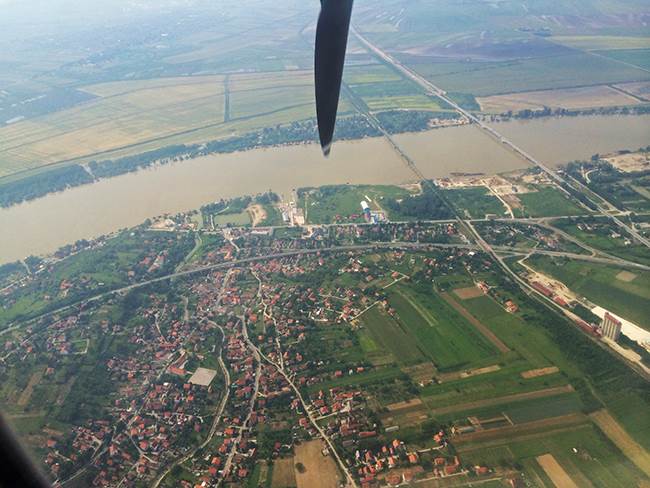 srbija hrvatska zemljotres potres poplave prirodne nepogode pomoc donacije novac spasioci 