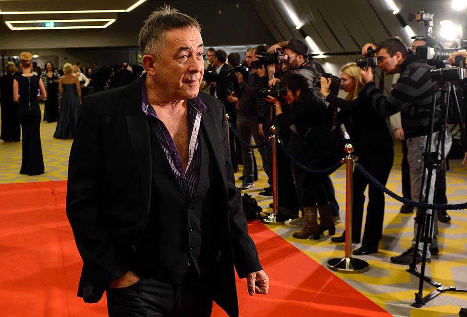 Mima Karadžić žena