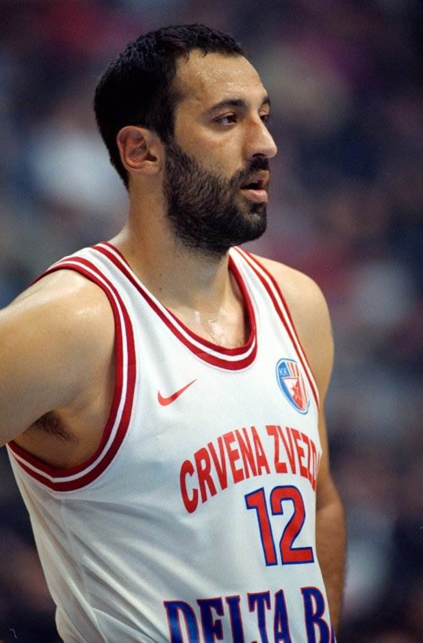 Vlade Divac igrao za Crvenu zvezdu na Božić