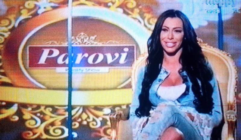 Mimi Oro se operisala