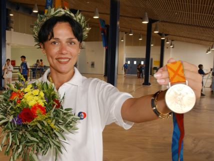 Jasna Šekarić sa medaljom 2004. godine