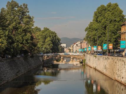 miljacka-sarajevo-baščaršija-stefan-stojanović- (1)