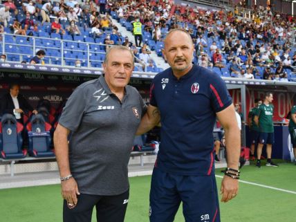 Siniša Mihajlović i trener Salernitane Fabricio Kastori