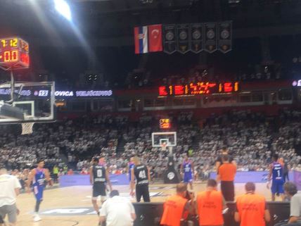 partizan, efes, košarka