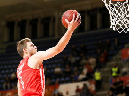 Nejt Volters crvena zvezda košarka