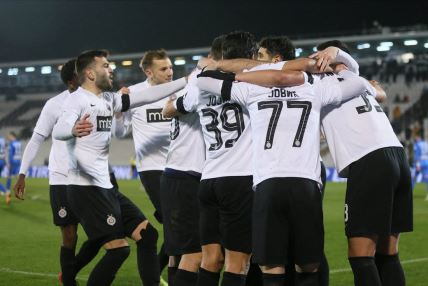 Nemanja Jović gol Partizan Novi Pazar 4.jpg