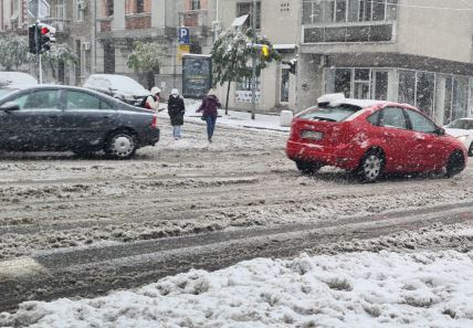 pesacki prelaz na uglu beogradske i njegoseve