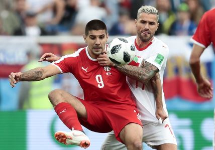 Aleksandar Mitrović i Valon Behrami 1