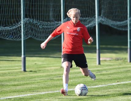 Trening Fudbalerki Srbije, Fudbalerke, Srbija, Trening (17).jpg