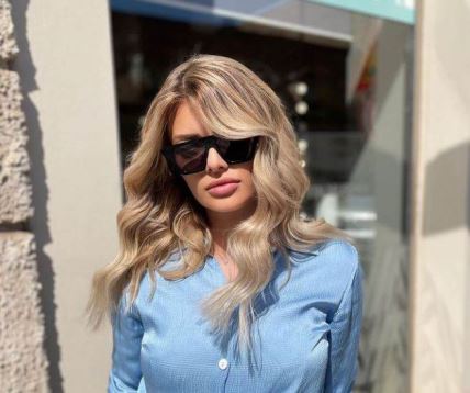 Ela Dvornik progovorila o odnosu sa majkom, zbog nje se odselila