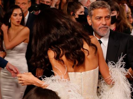 Džorž Kluni sa ženom.jpg