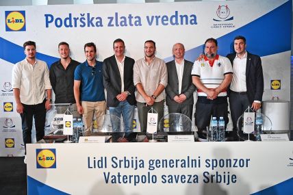 Lidl Srbija i Vaterpolo reprezentacija Srbije.JPG