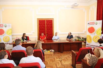 panel - Voće bez ostataka pesticida.jpg