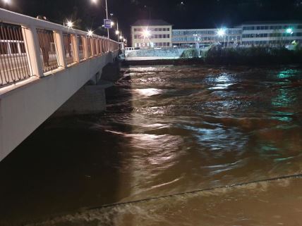 1668981340_prijepolje-lim-se-izlio-na-vise-lokacija-fotorina4.jpg