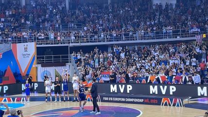 Nikola Topić MVP (1).jpg