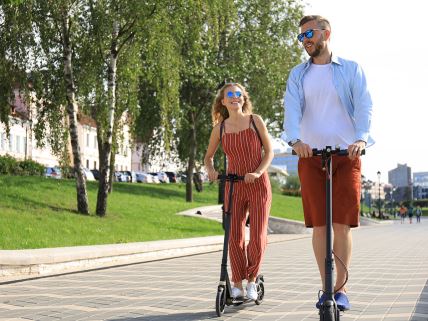Električni trotinet (2).jpg