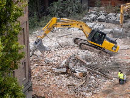 Bulevar Despota Stefana rušenje (5 of 10).jpg