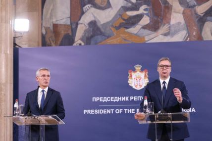 Aleksandar Vučić i Jens Stoltenberg 7.jpg