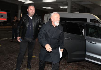 Obogatio se kao Dino Merlin i zaradio 100 miliona evra, a niko mu ne zna pravo ime