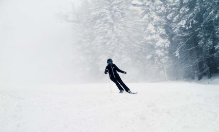 Kopaonik mountain, skiing, winter, by Branko Radičević.jpg