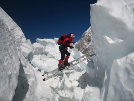 Everest 3.jpg